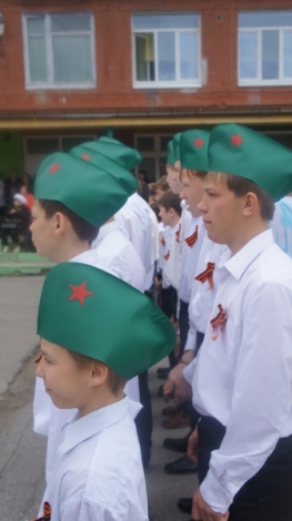 Праздничный парад в честь 70-ия Великой Победы.